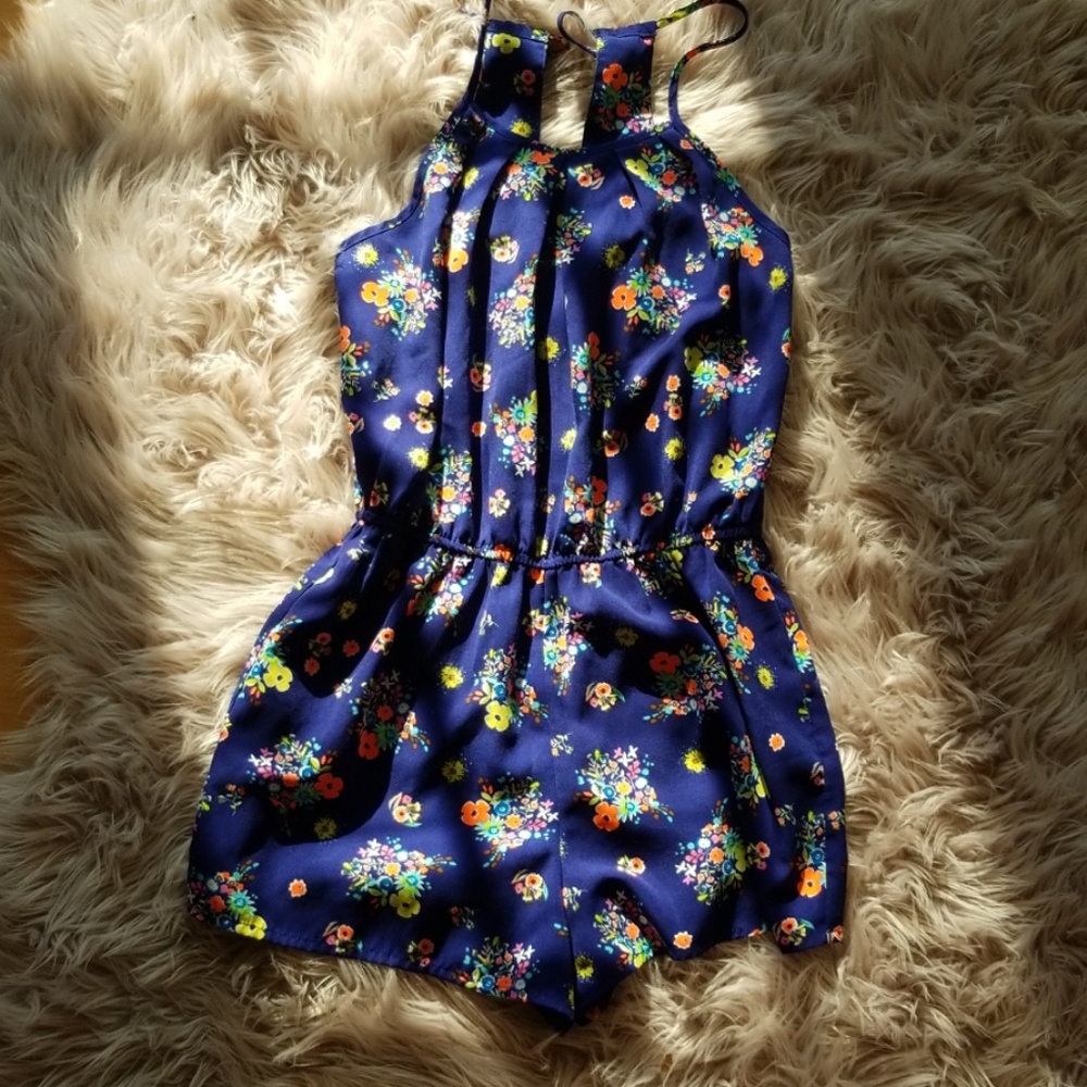Floral romper size S